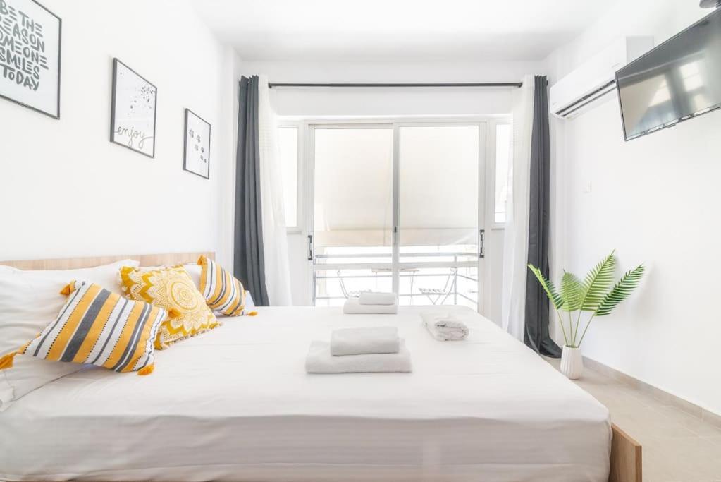 New Studio In The Heart Of City Center Iraklio Exterior foto