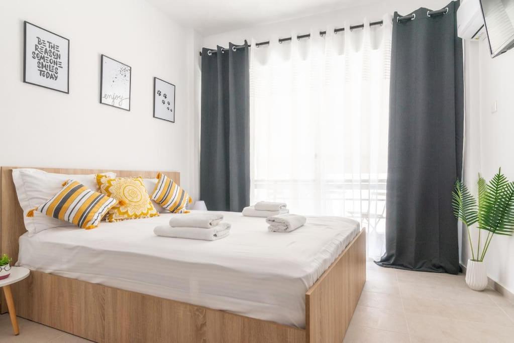 New Studio In The Heart Of City Center Iraklio Exterior foto