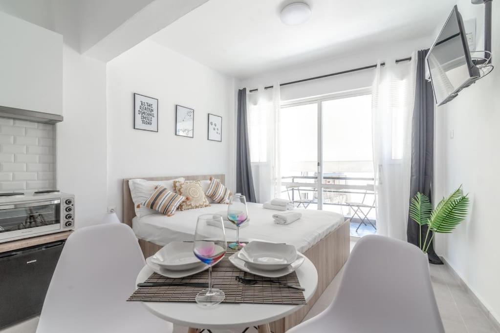 New Studio In The Heart Of City Center Iraklio Exterior foto